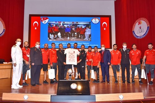 Türkiye A Milli Ampute Futbol Takımımız JSGA Personeli ve Öğrencilerimize Tecrübe Aktarımında Bulunmuştur