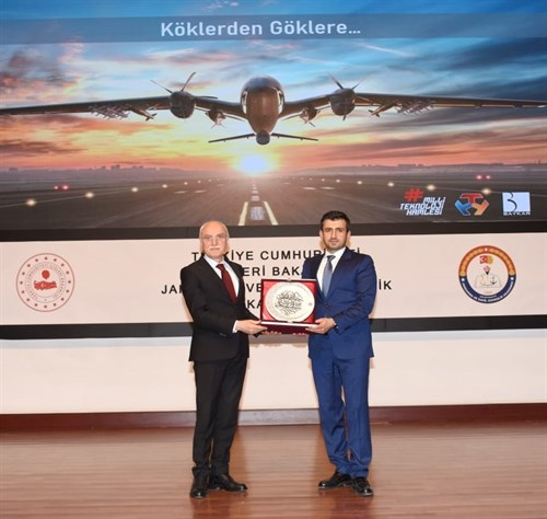 BAYKAR Yönetim Kurulu Başkanı ve T3 Mütevelli Heyeti Başkanı Sayın Selçuk BAYRAKTAR'ın "Milli Teknoloji Hamlesi" Konulu Konferansı