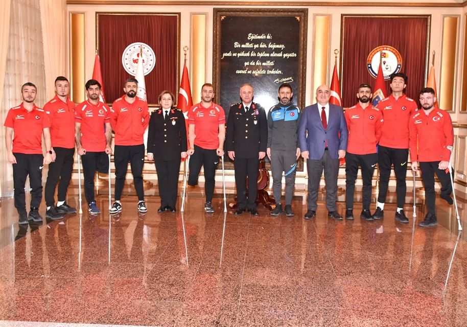  2022 Dünya Şampiyonu Ampute Futbol Milli Takımımız, Öğrencilerimizle Bir Araya Gelerek, Tecrübe Aktarımında Bulunmuşlardır